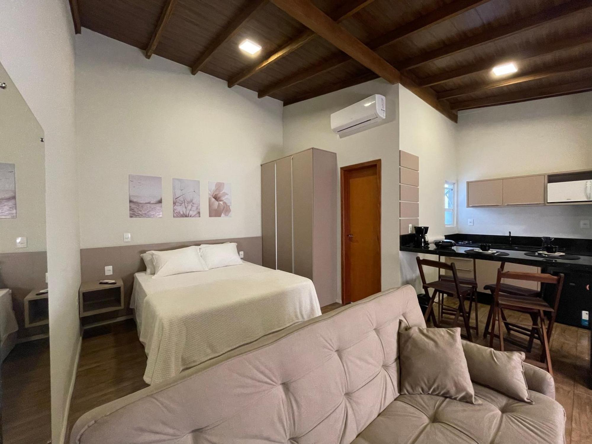 Pousada Rosa Dos Ventos Floripa ฟลอเรียนอโปลิส ภายนอก รูปภาพ